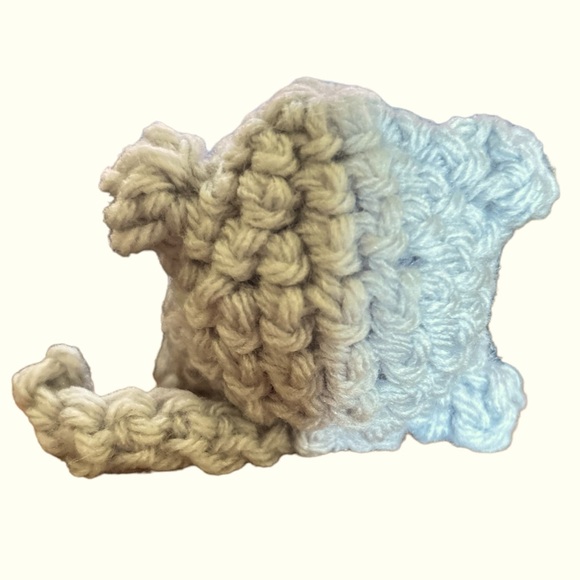 HAND CRAFTED Amigurumi Colorful Crocheted Sitting Kitty Soft Figurine - Picture 5 of 6